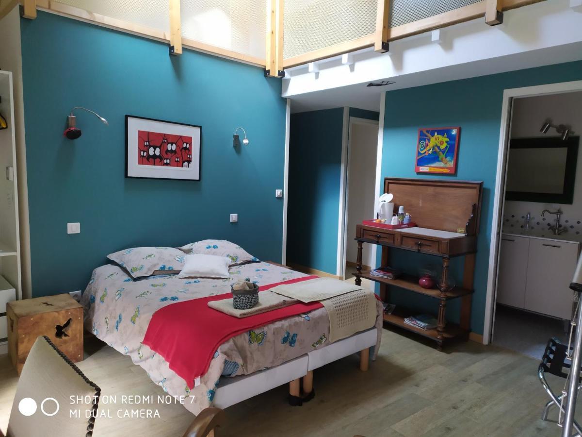 Le Nid D'Hirondelles Bed & Breakfast Perthes-en-Gatinais Exterior photo